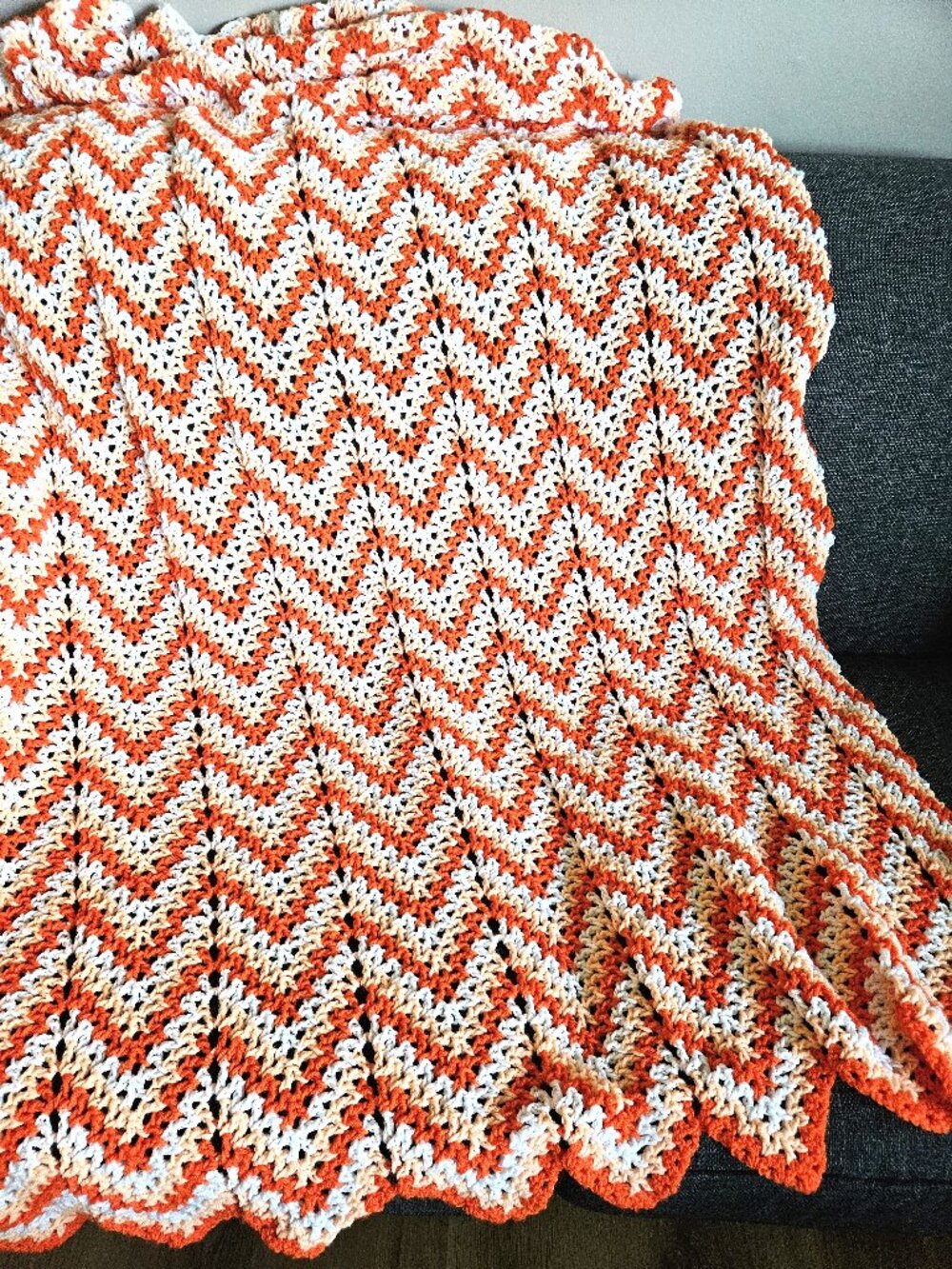 Hand Crocheted Throw Blanket Orange Creamsicle Zigzag NEW